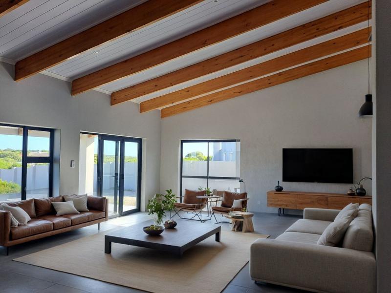 4 Bedroom Property for Sale in Pearly Beach Western Cape